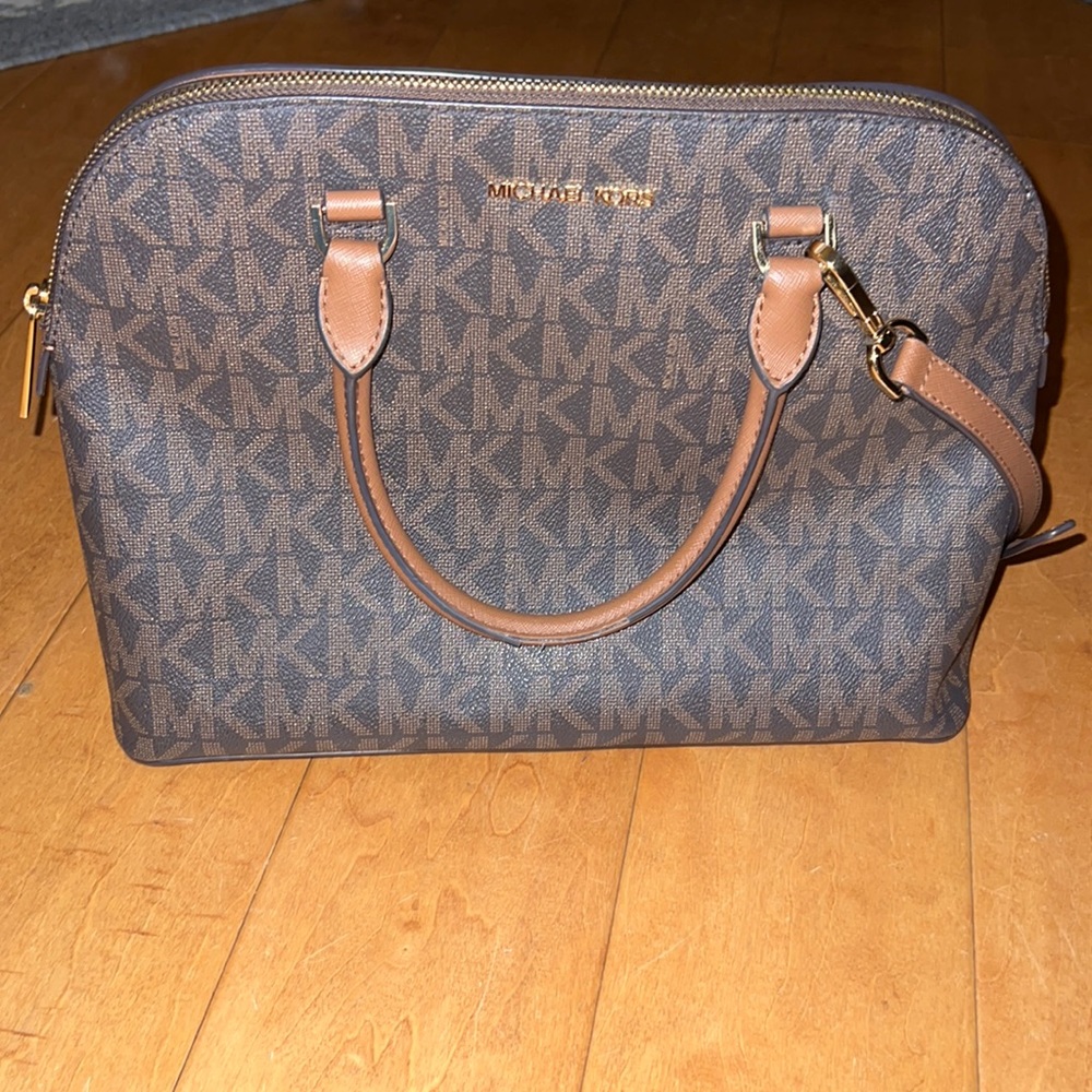 Michael Kors purse